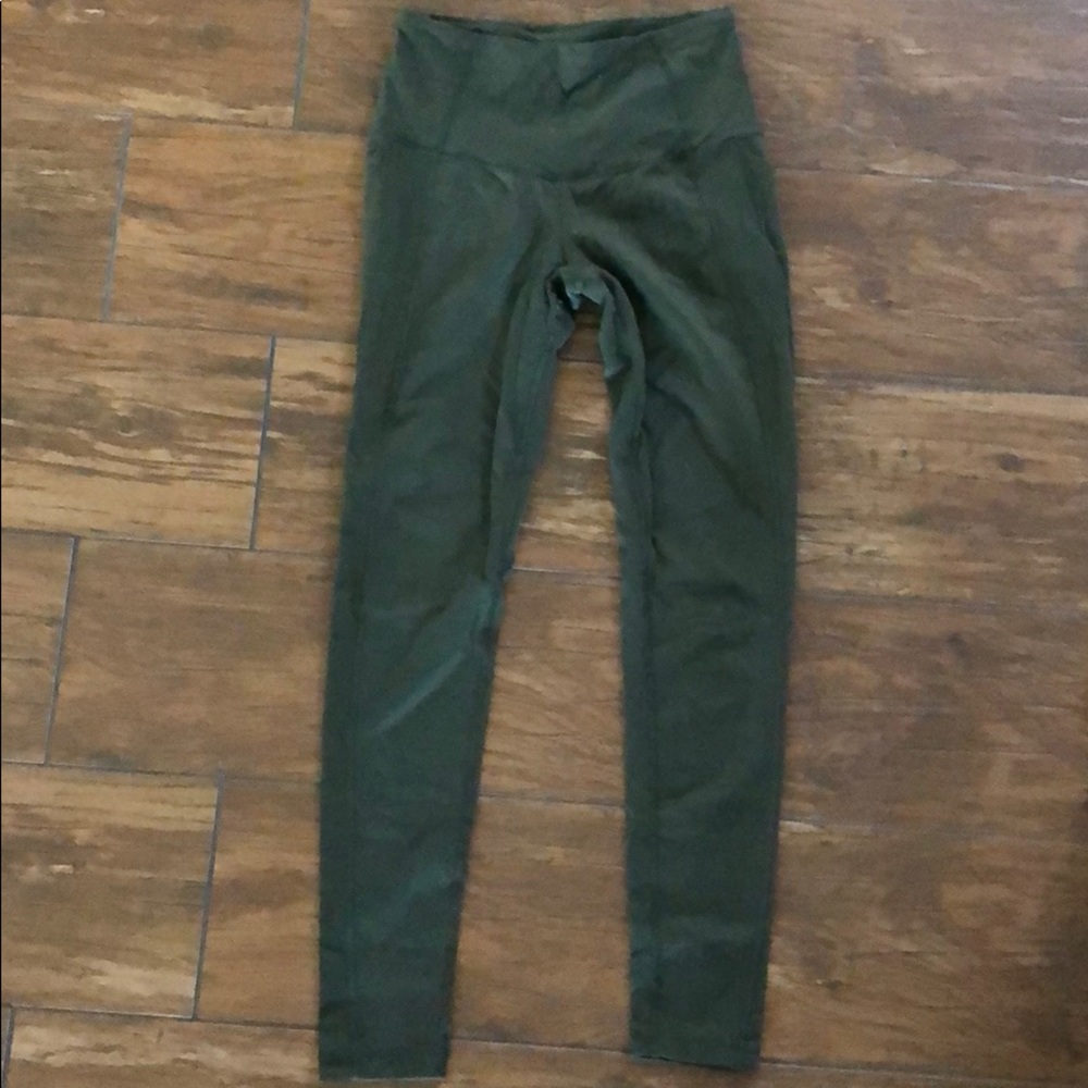 Victoria’s Secret leggings